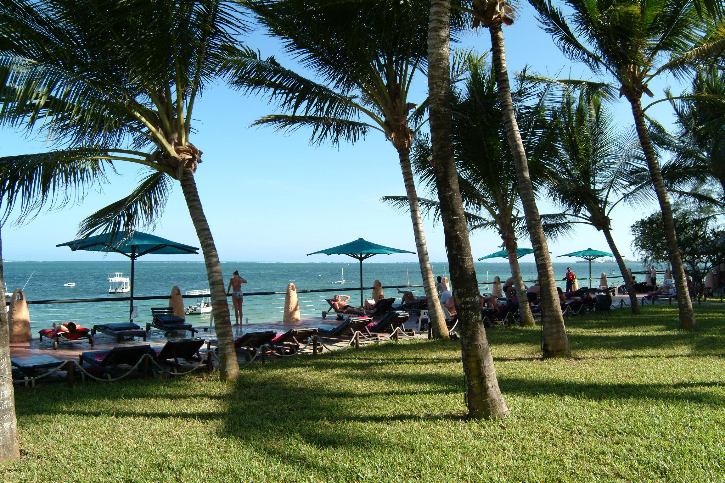 Bamburi Beach Hotel Exterior photo
