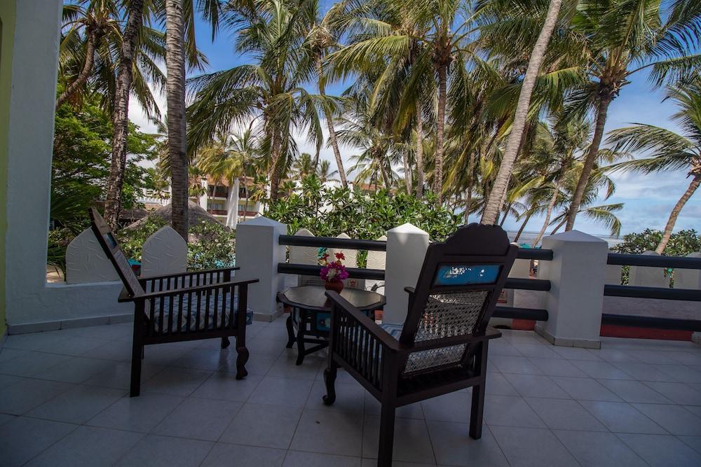 Bamburi Beach Hotel Exterior photo